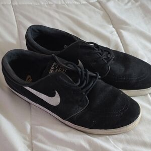 Nike Men's SB Stefan Janoski Skate Sneakers Size 8